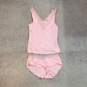 Victoria’s Secret Small Sleepset Pink